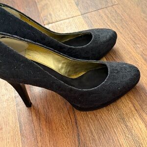 Nine West Black Textured Heels